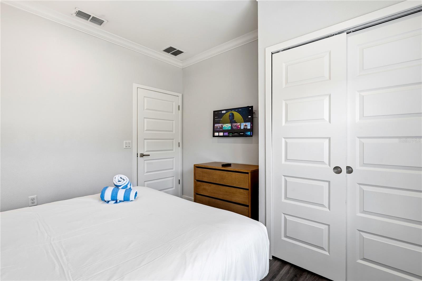 REGAL OAKS AT OLD TOWN - Residential