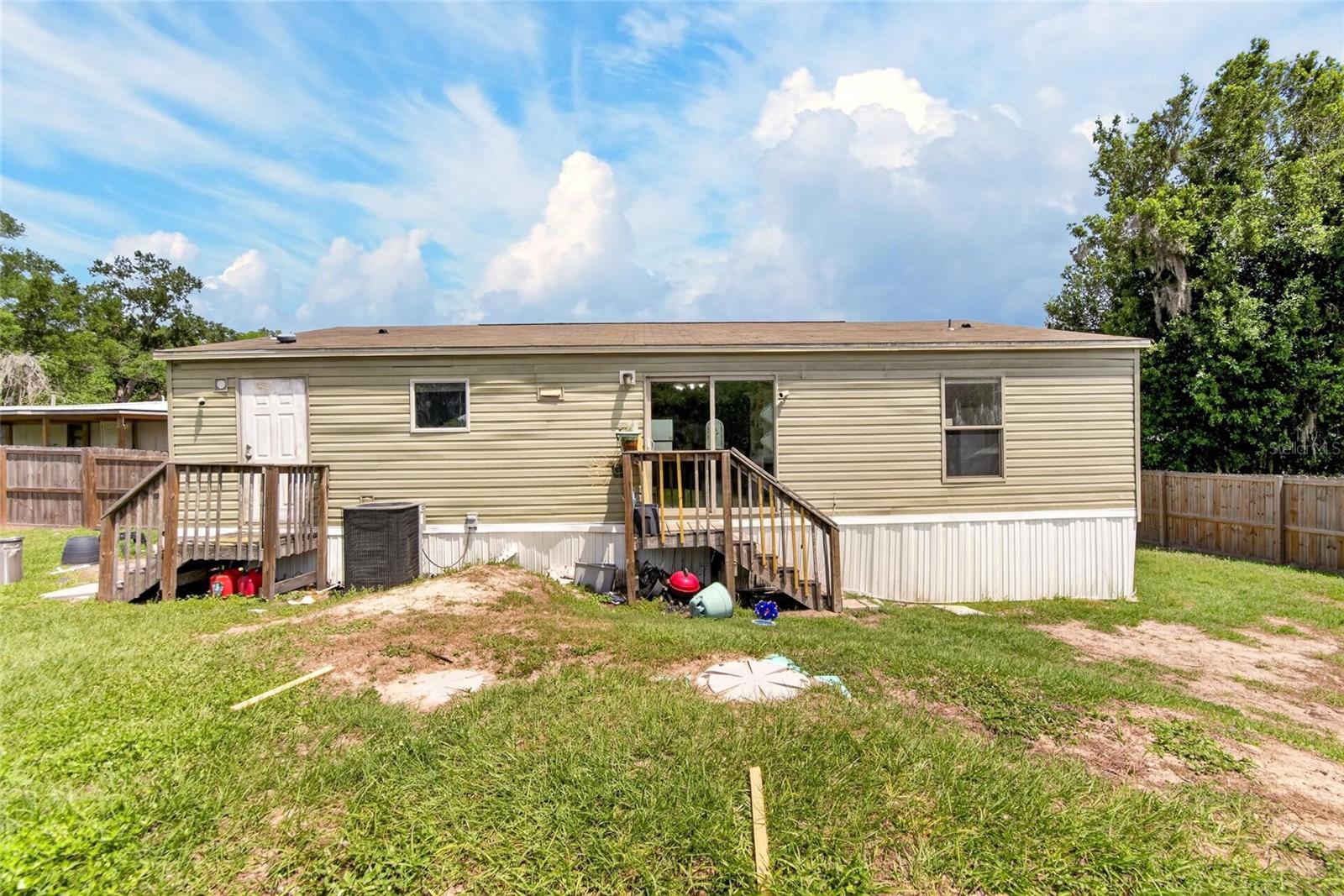 SHADY HAMMOCK - Residential