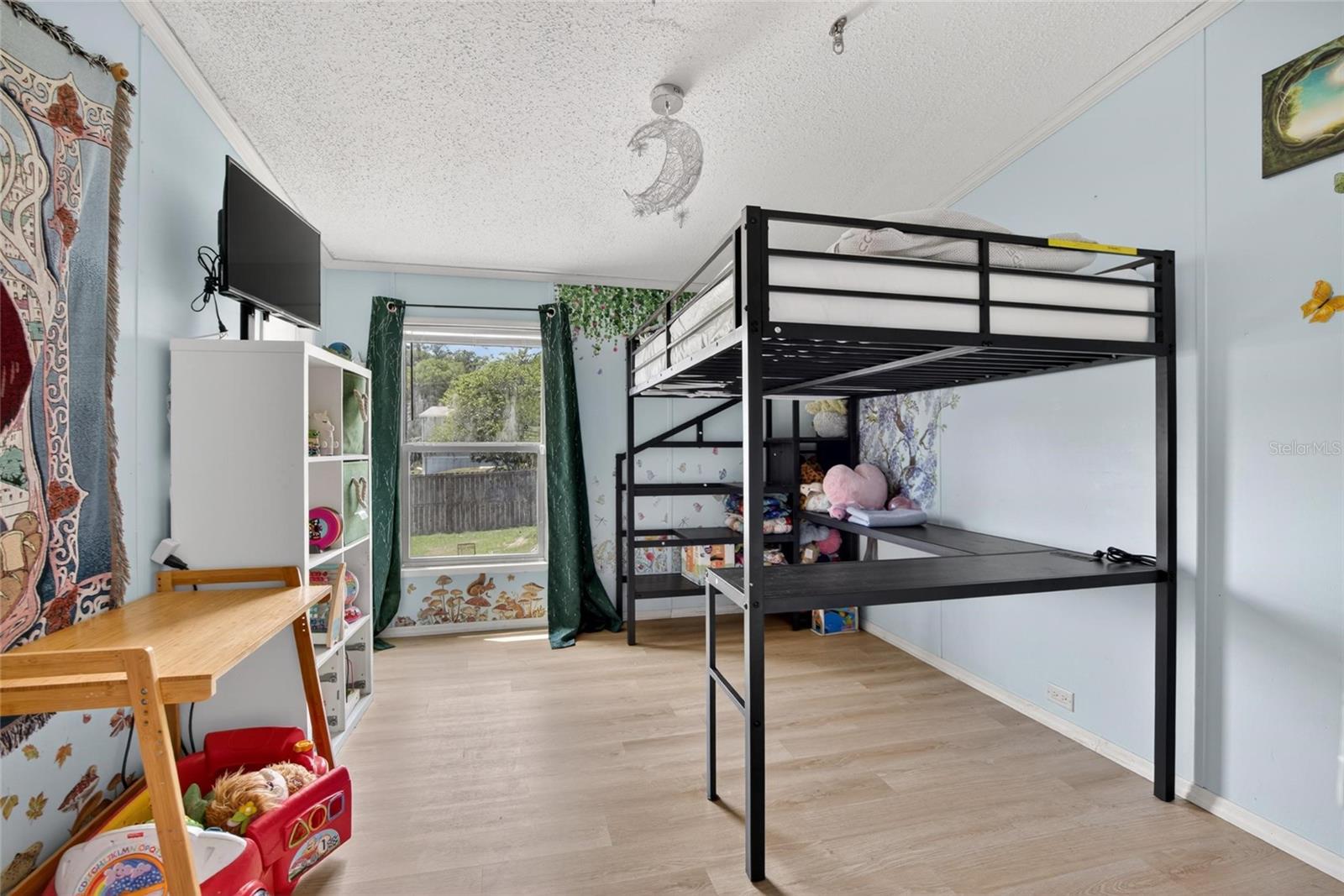 SHADY HAMMOCK - Residential