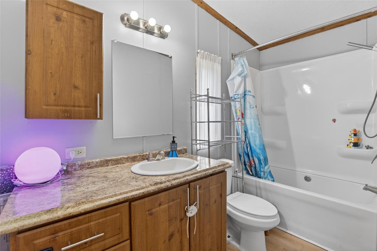 SHADY HAMMOCK - Residential