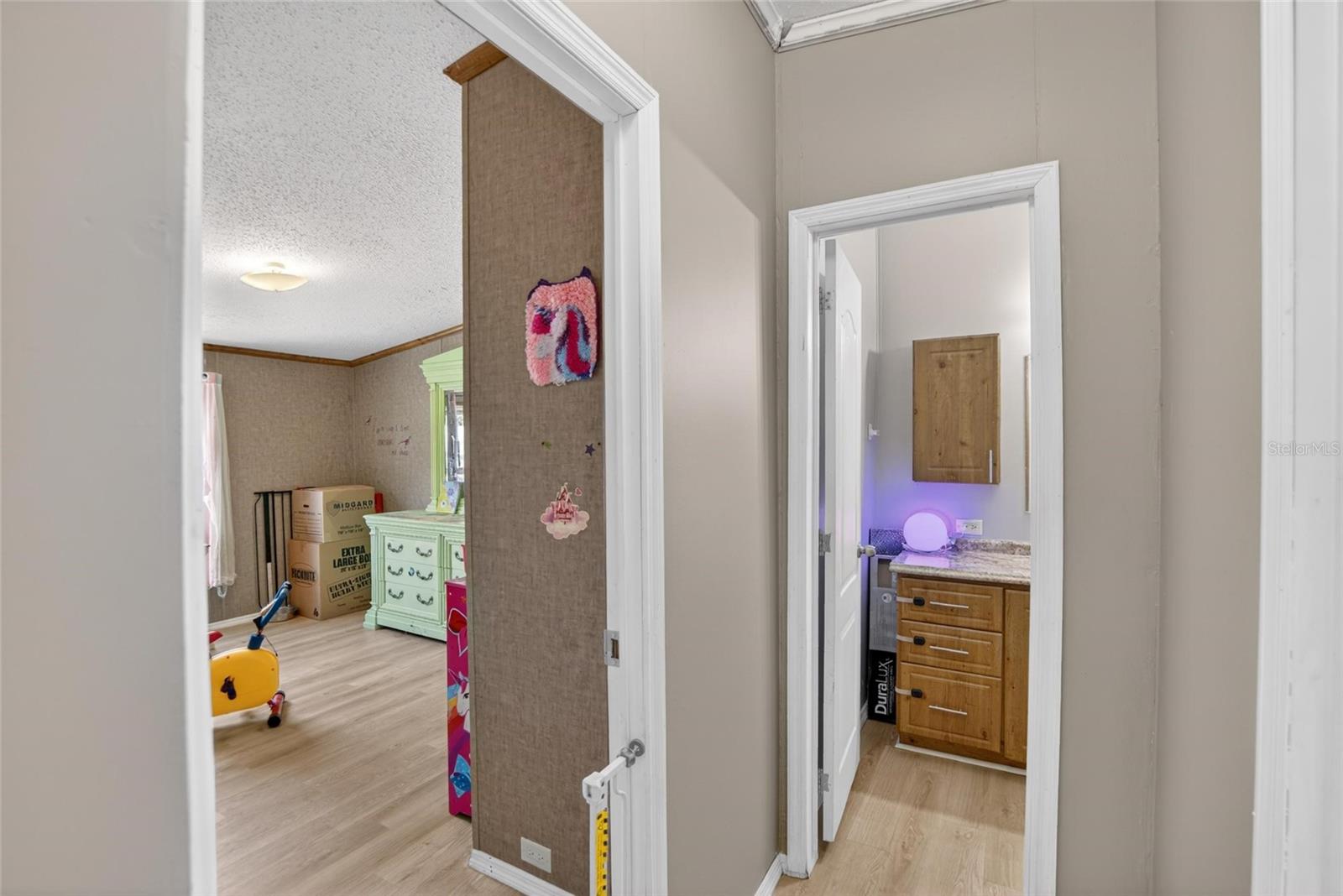 SHADY HAMMOCK - Residential