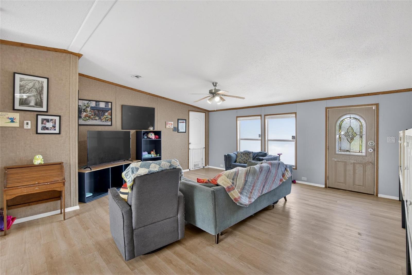 SHADY HAMMOCK - Residential