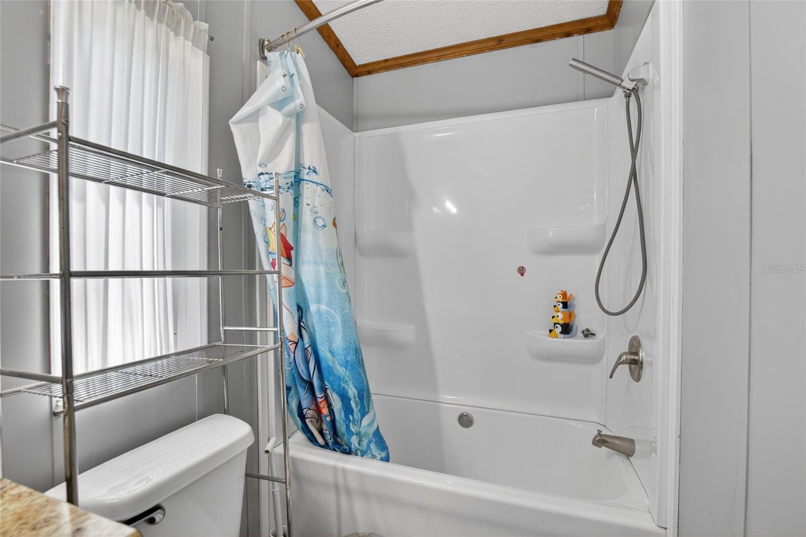 SHADY HAMMOCK - Residential