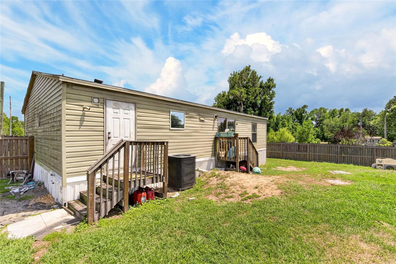 SHADY HAMMOCK - Residential