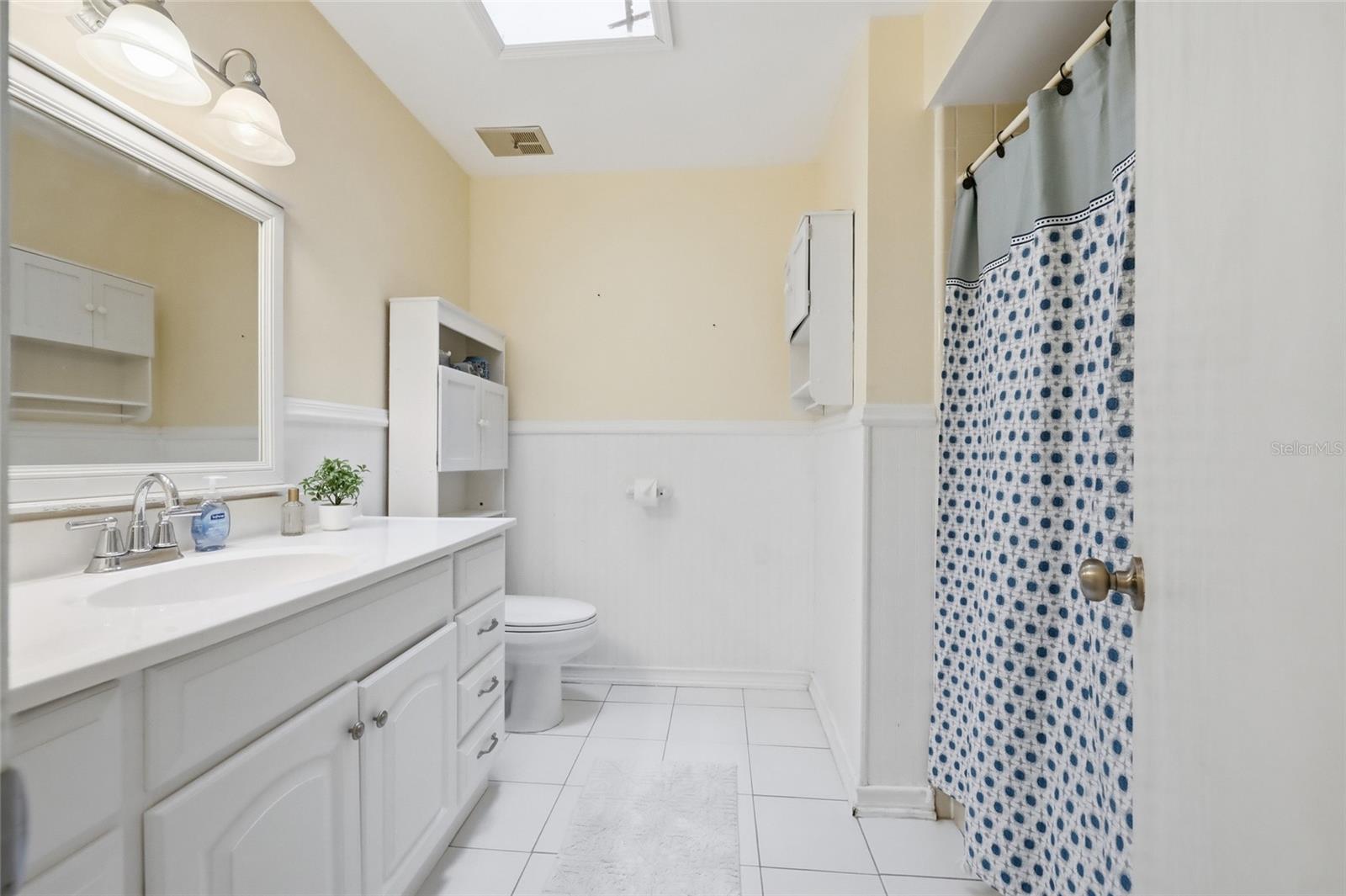 OAK FOREST UNIT 4 - Residential