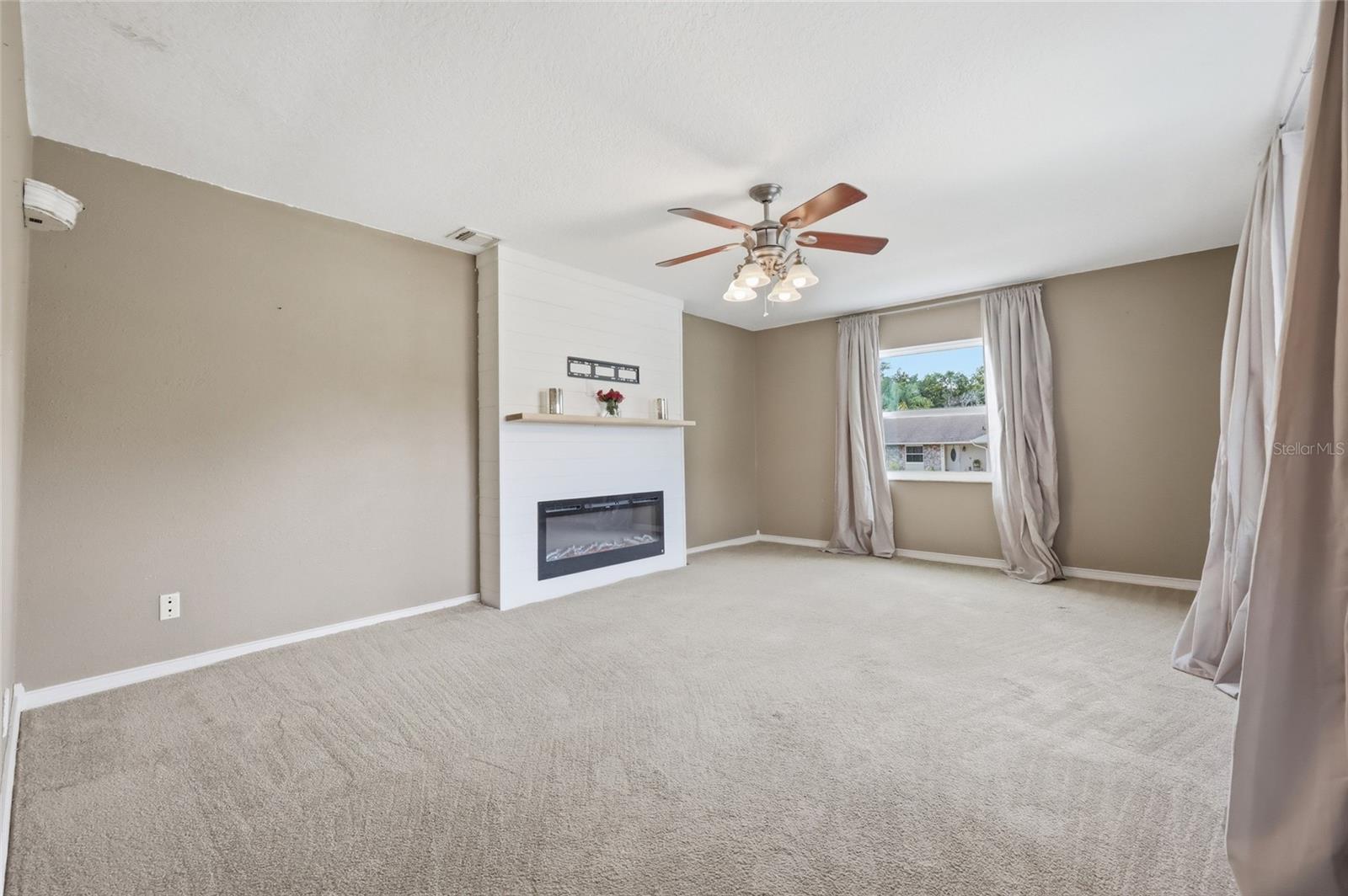 OAK FOREST UNIT 4 - Residential