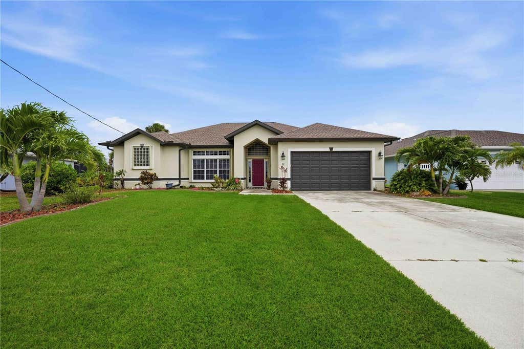 Photo of 32 Medalist Court, Rotonda West, FL 33947 (MLS # D6147721)