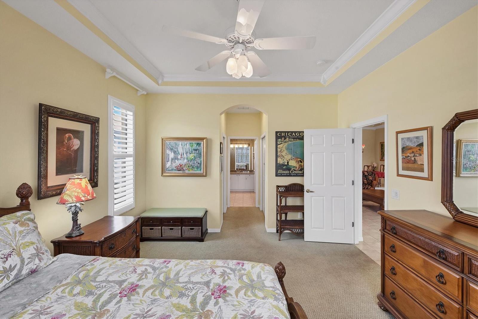 PELICAN POINTE GOLF & COUNTRY CLUB - Residential