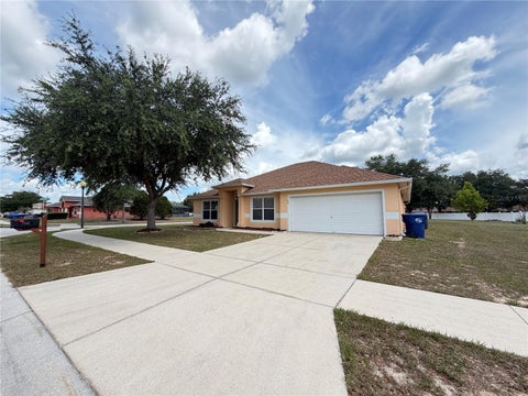 Tiny photo for 1104 Stratton Avenue, Groveland, FL 34736 (MLS # O6420892)