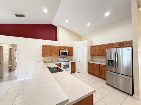 Tiny photo for 1104 Stratton Avenue, Groveland, FL 34736 (MLS # O6420892)