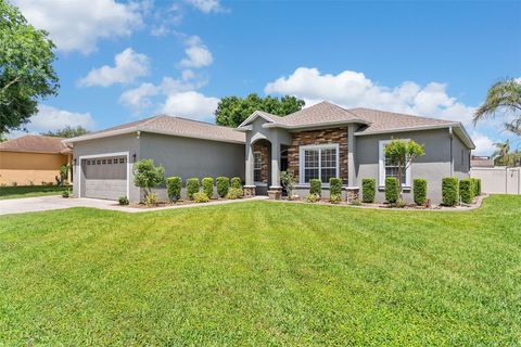 Photo of 3836 Alamanda Hills Lane, Lakeland, FL 33813 (MLS # TB8496626)