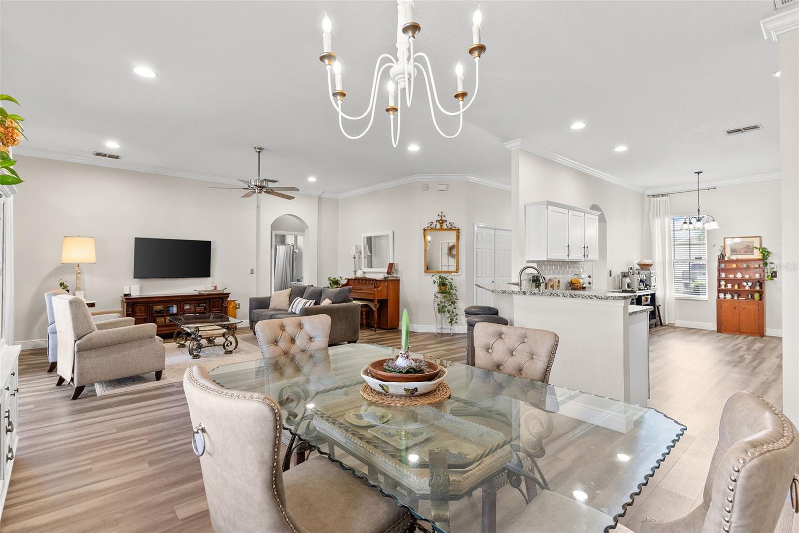 ALAMANDA - Residential