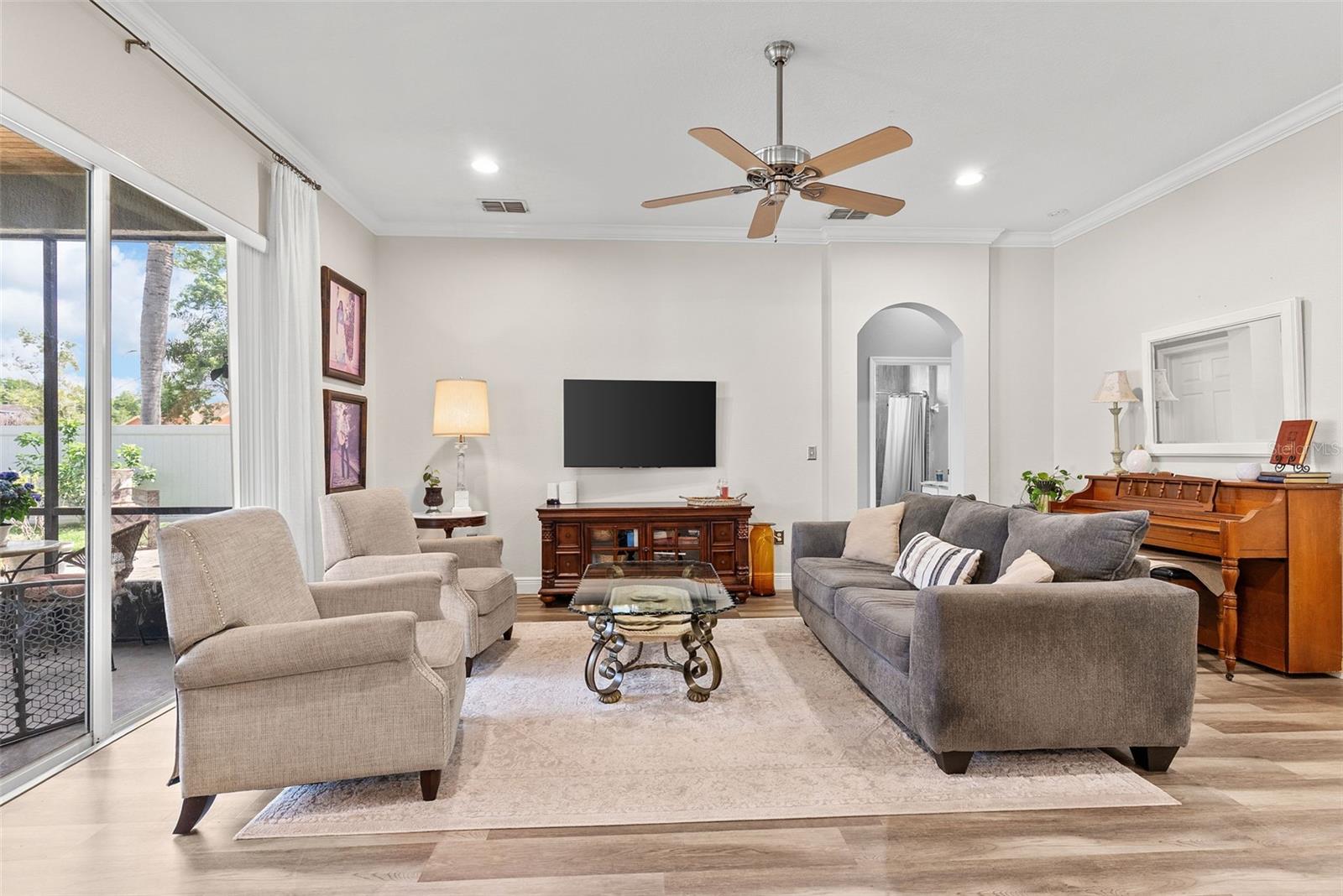 ALAMANDA - Residential