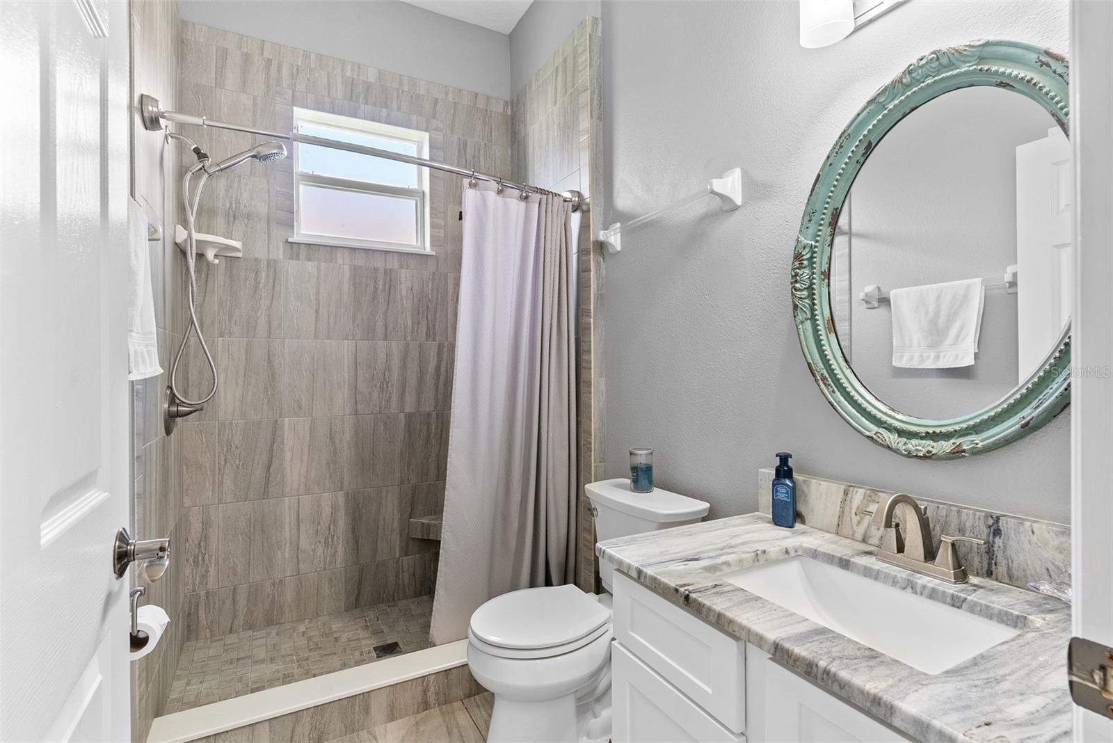 ALAMANDA - Residential