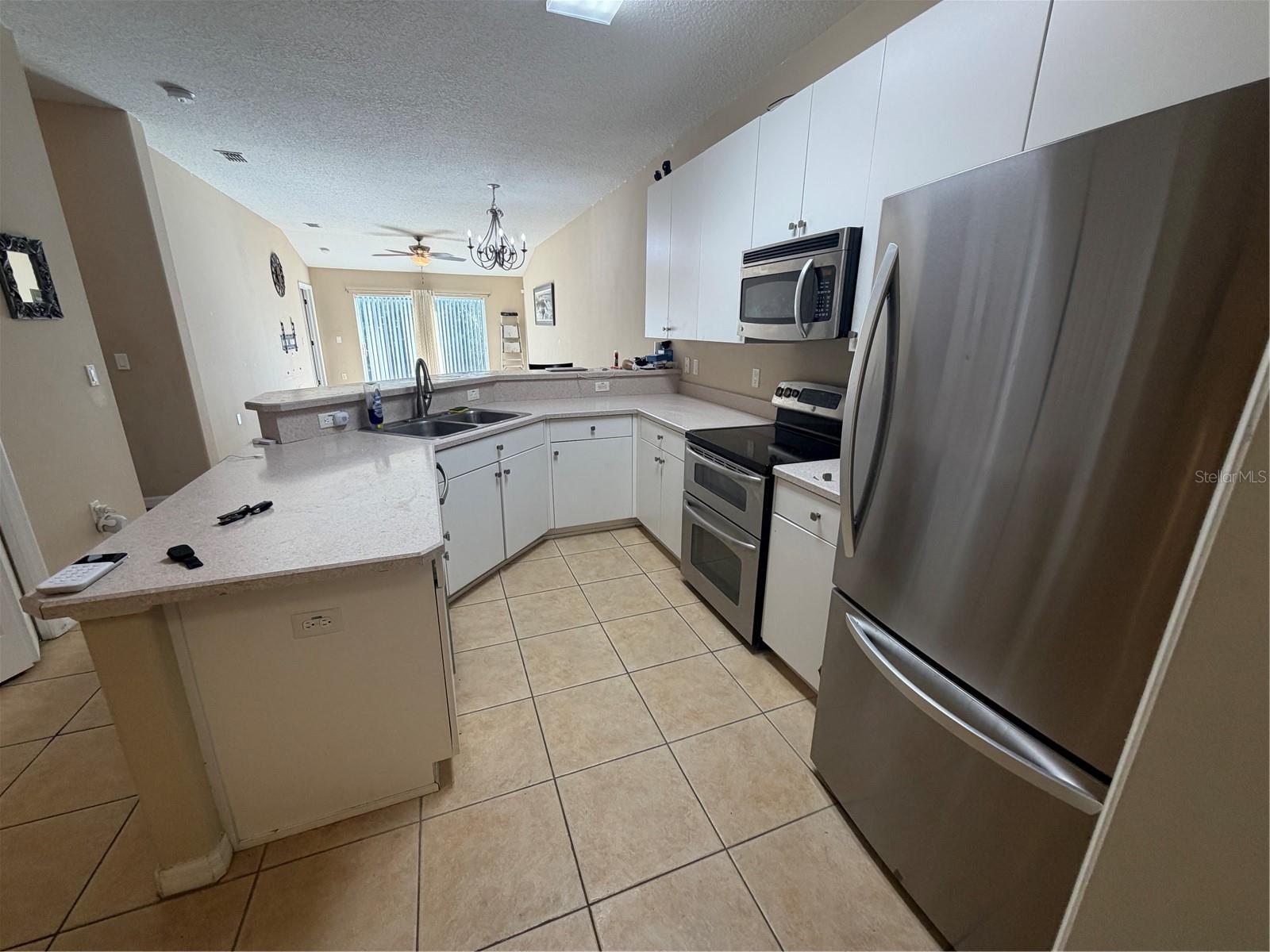 LEXINGTON COMMONS - Residential