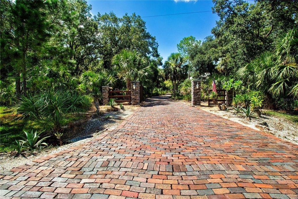 Photo of 1422 Lightfoot Road, Wimauma, FL 33598 (MLS # TB8416407)