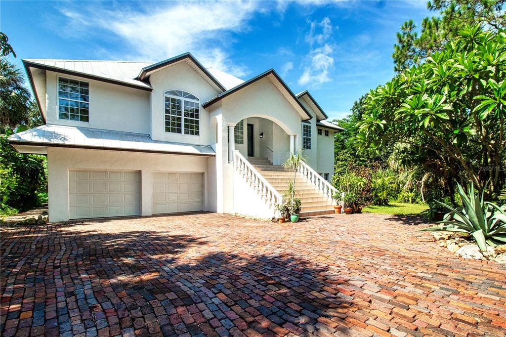 Photo of 1422 Lightfoot Road, Wimauma, FL 33598 (MLS # TB8416407)