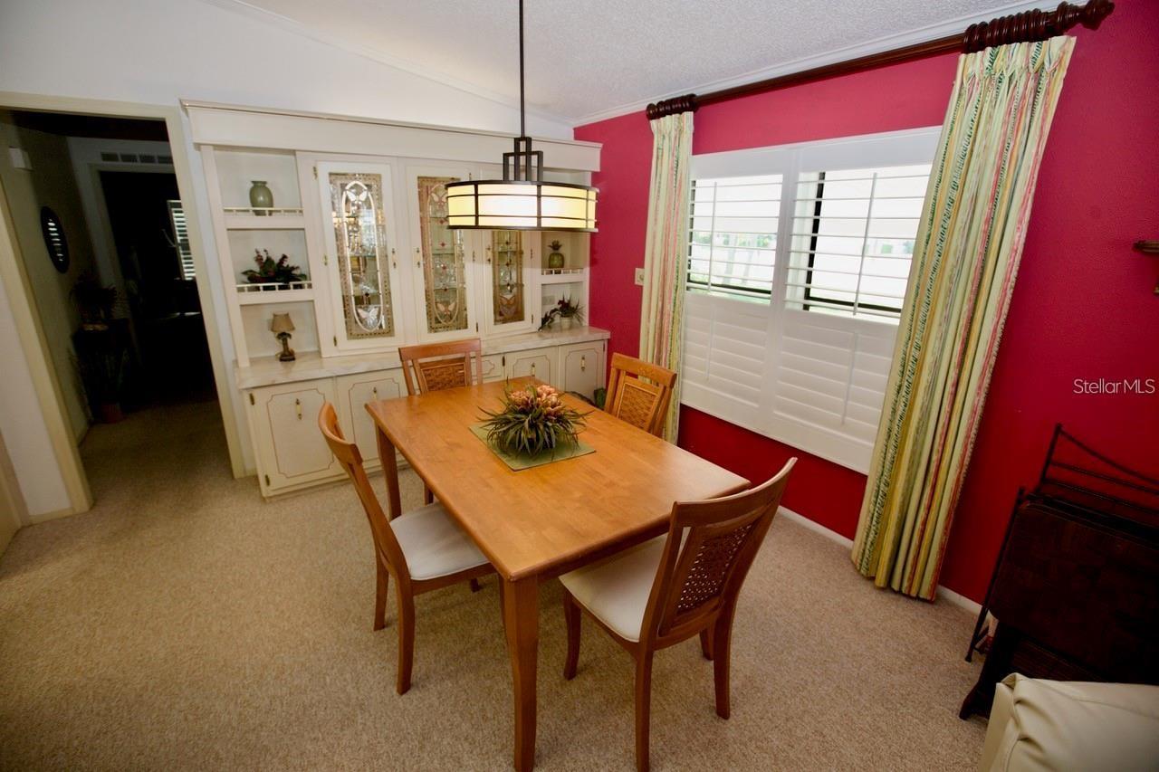 COUNTRY CLUB ESTATES - Residential