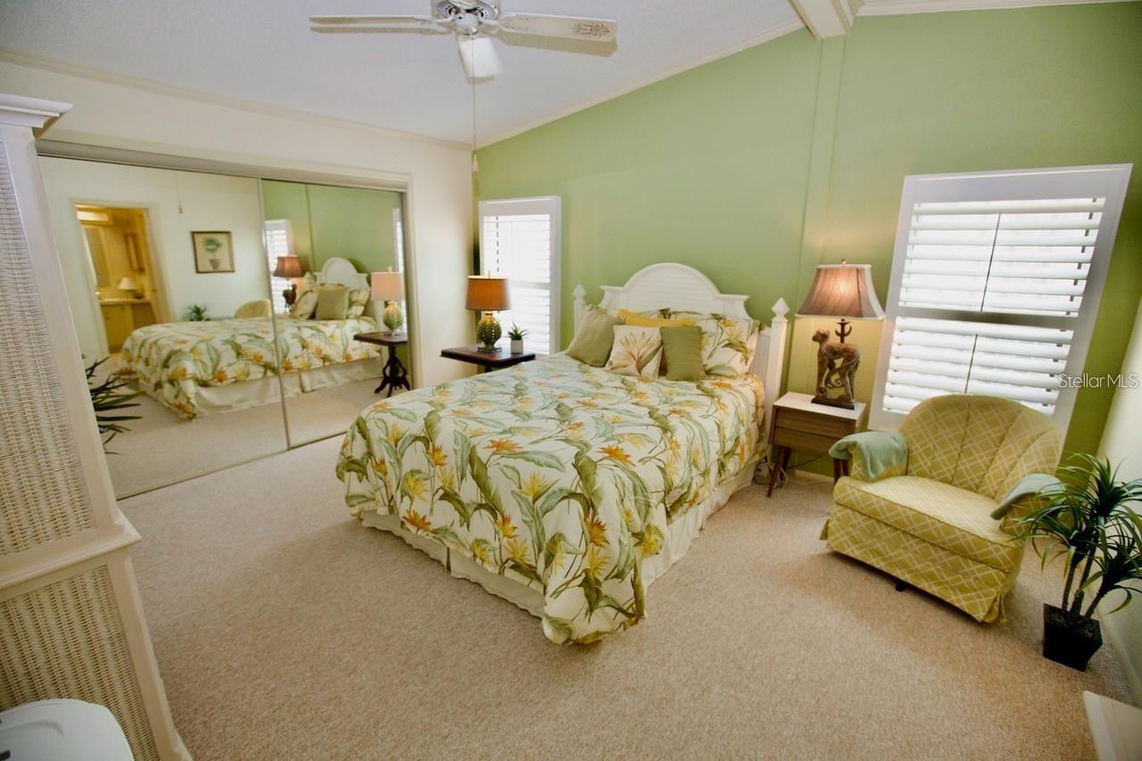 COUNTRY CLUB ESTATES - Residential