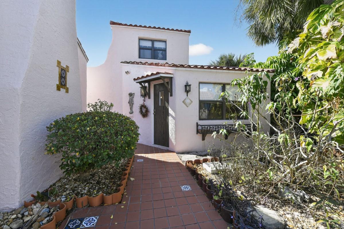 VENEZIA PARK SEC OF VENICE - Residential