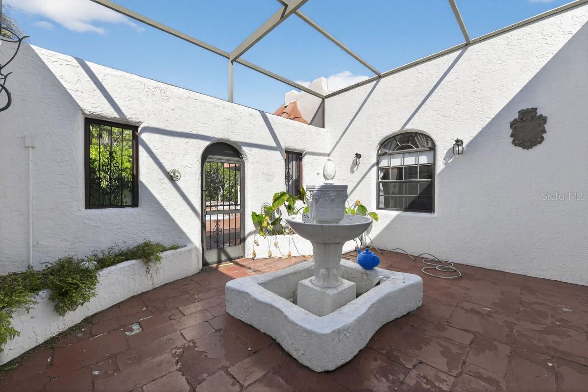 VENEZIA PARK SEC OF VENICE - Residential