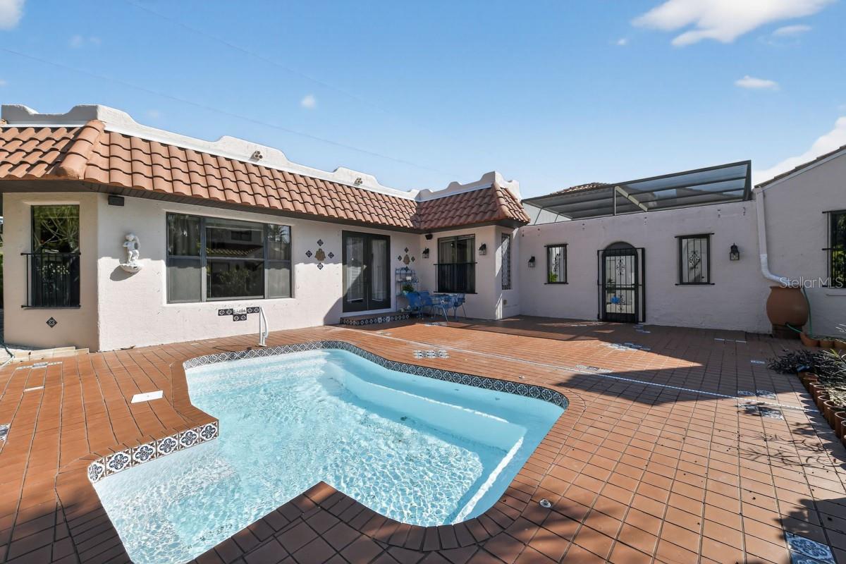 VENEZIA PARK SEC OF VENICE - Residential