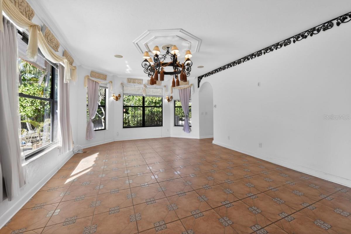 VENEZIA PARK SEC OF VENICE - Residential