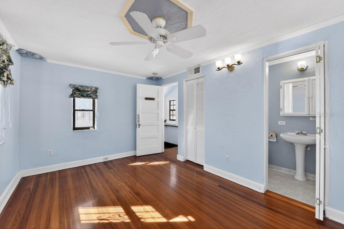 VENEZIA PARK SEC OF VENICE - Residential