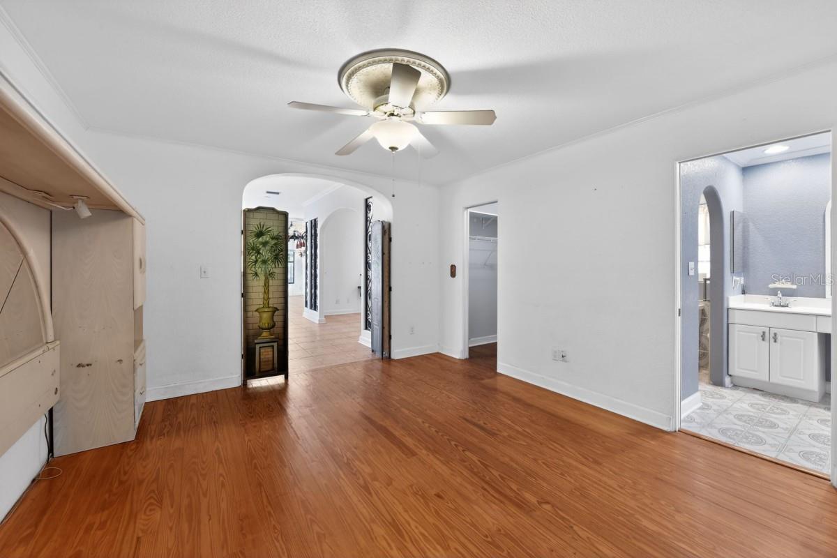 VENEZIA PARK SEC OF VENICE - Residential