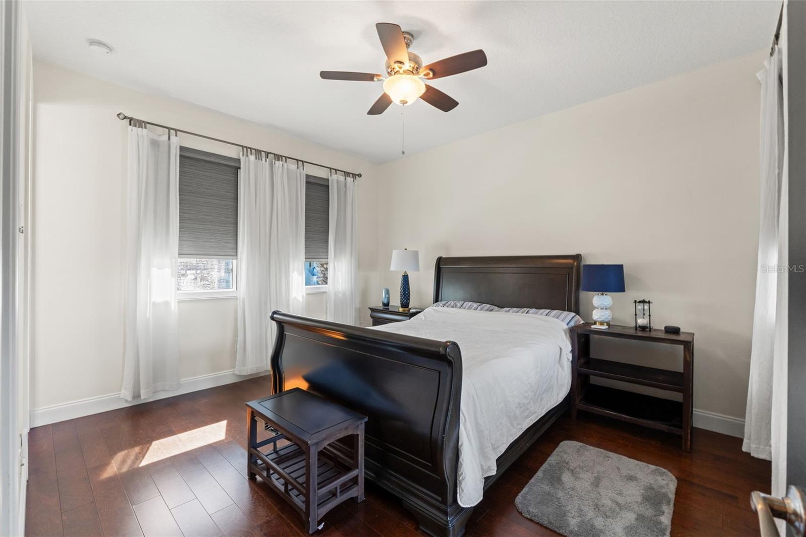 HARBORPOINTE - Residential