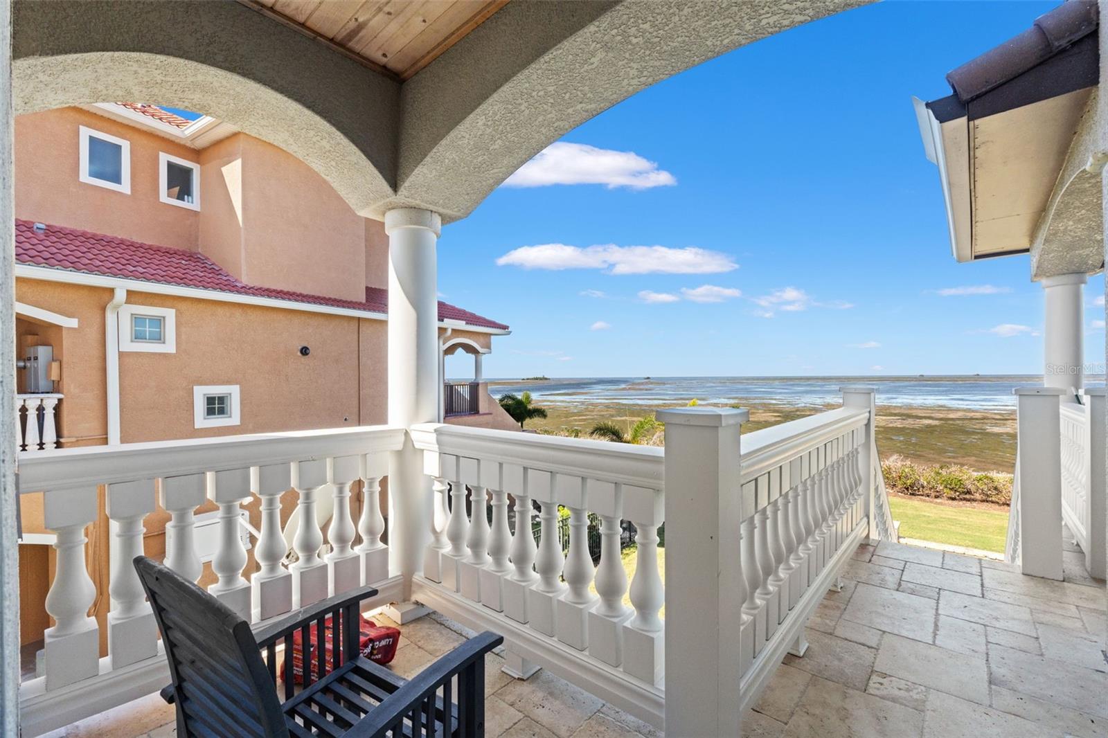 HARBORPOINTE - Residential