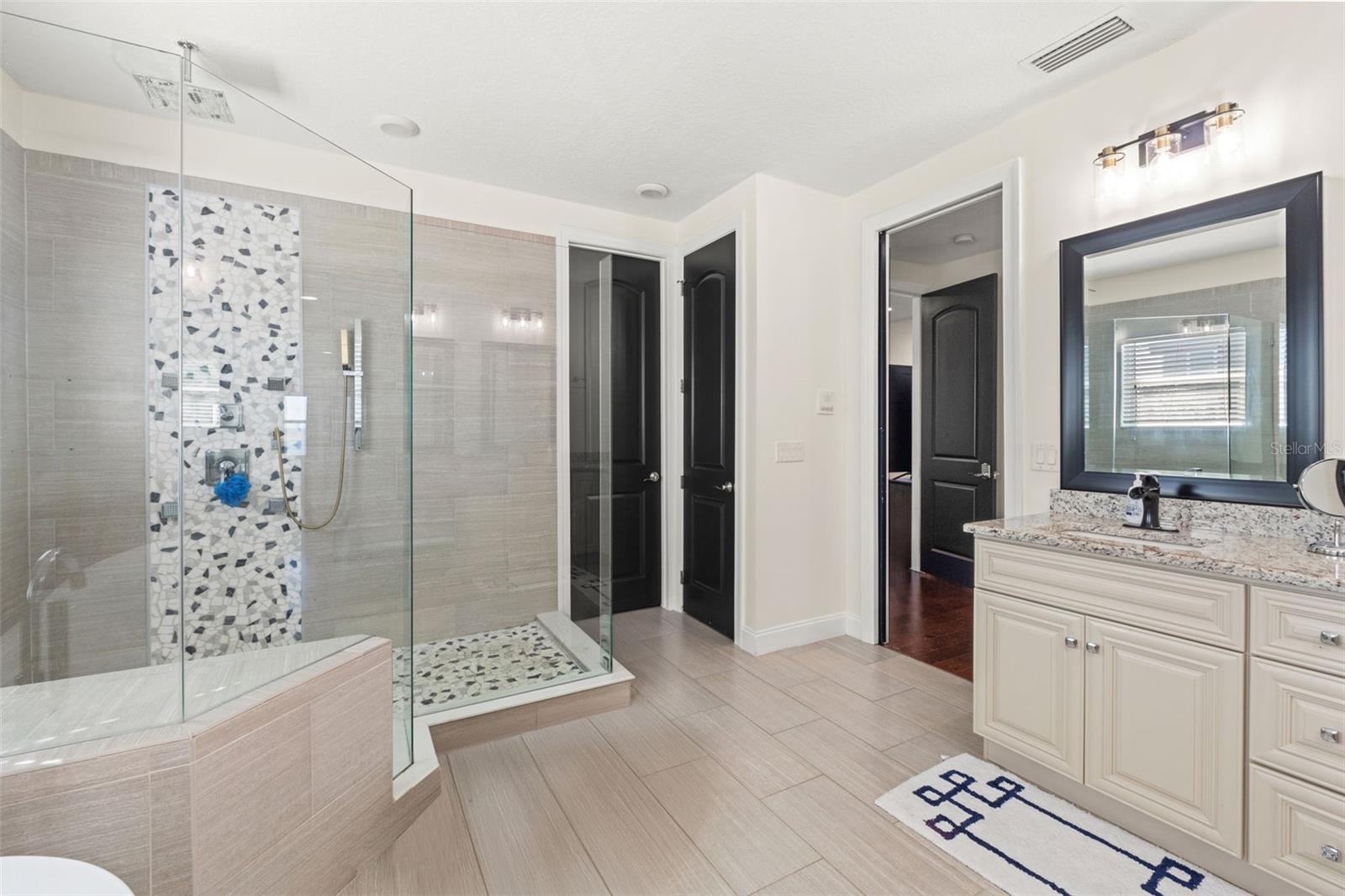 HARBORPOINTE - Residential