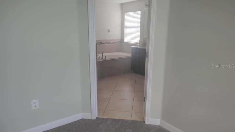 PROVIDENCE N-4 - Residential Lease