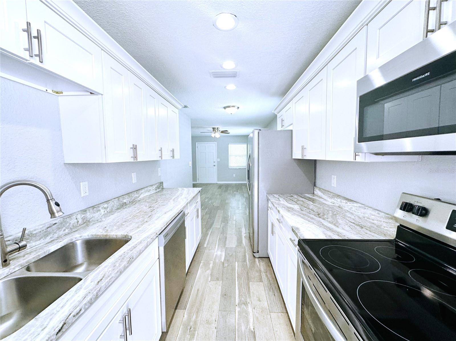 VERONA SUB - Residential Lease