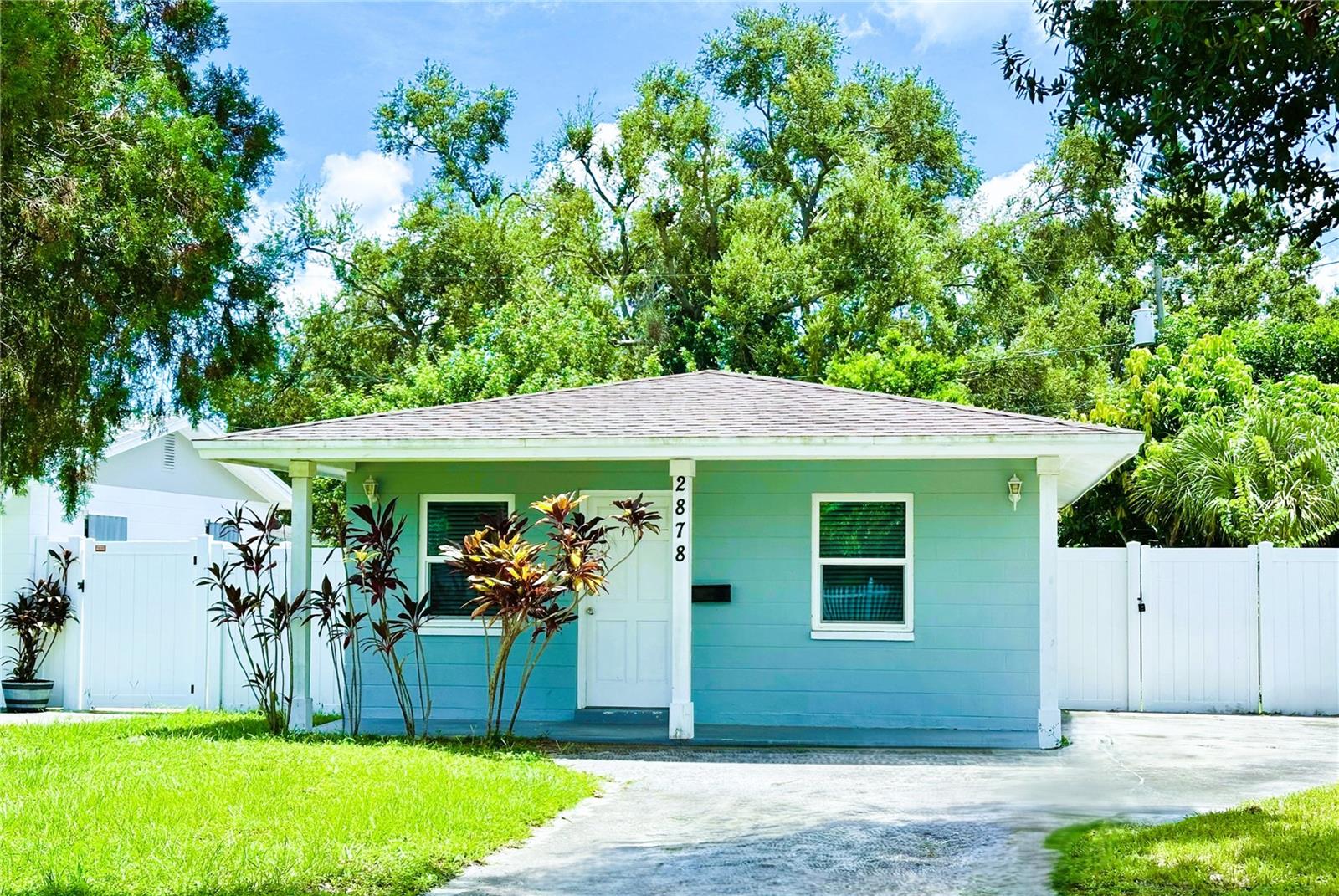 ST PETE CHARMER!! Come see this charming remodeled 2 bed 1 bath block home. Features many updates including a newer roof, new paint, new flooring and a modern kitchen with shaker cabinets, granite counter tops and stainless appliances. The bathroom is updated with new tile, paint, lighting and vanity. The main living area boasts gorgeous laminate flooring with fresh carpeting in the bedrooms for your comfort. The separate laundry room has a washer & dryer plus a tankless hot water heater. There is a water filtration system as well. Relax on the back patio, play or garden in the large fenced backyard, and enjoy the composting container. Large parking pad in front. Up to 2 pets permitted with approval and an additional fee.
$75 App fee/adult, $300 non-refundable fee each pet (2 max with approval), security deposit equal to one month's rent, $75 household annual processing fee after acceptance, renter's insurance required, $15.50 from 3rd party, pay monthly with rent.