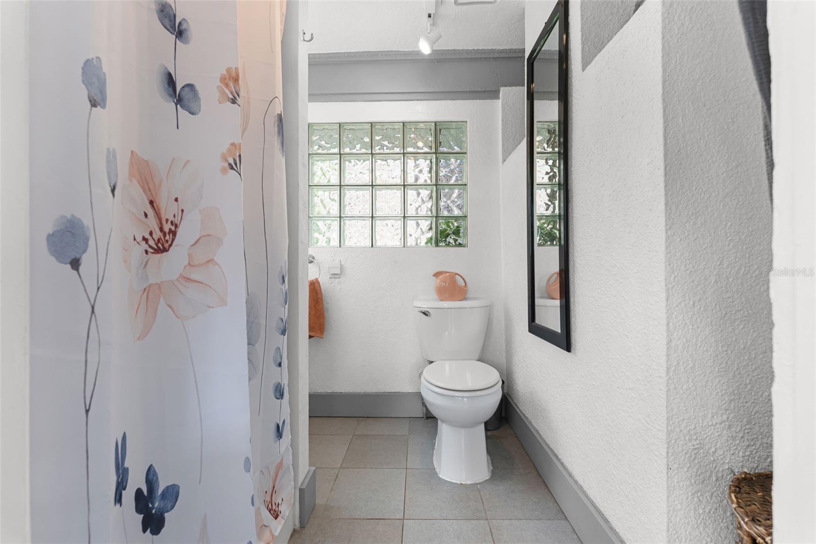 EOLA ROSE ANNEX - Residential