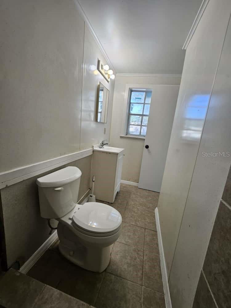 AZALEA PK SEC TWENTY-SIX - Residential Lease