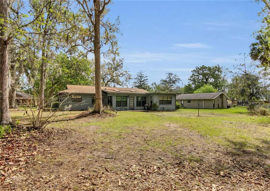 Photo of 930 Moonlight Lane, Brooksville, FL 34601 (MLS # J1004016)