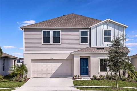 A home in HAINES CITY