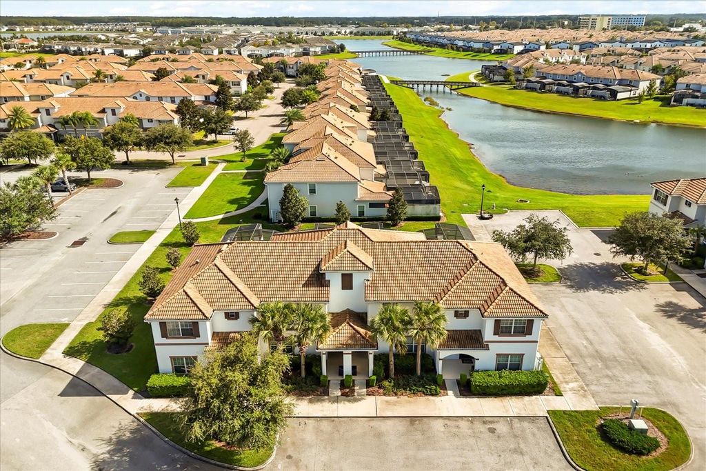 Photo of 4800 Crusoe Street, Kissimmee, FL 34746 (MLS # S5136189)