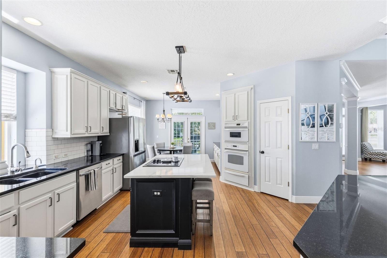 AVALON PARK - Residential