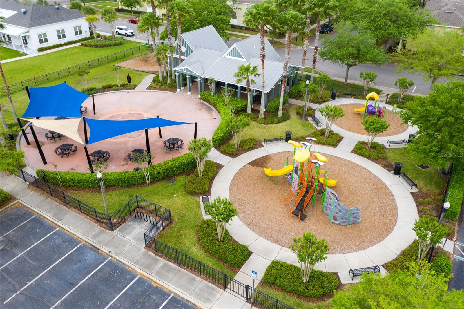 AVALON PARK - Residential