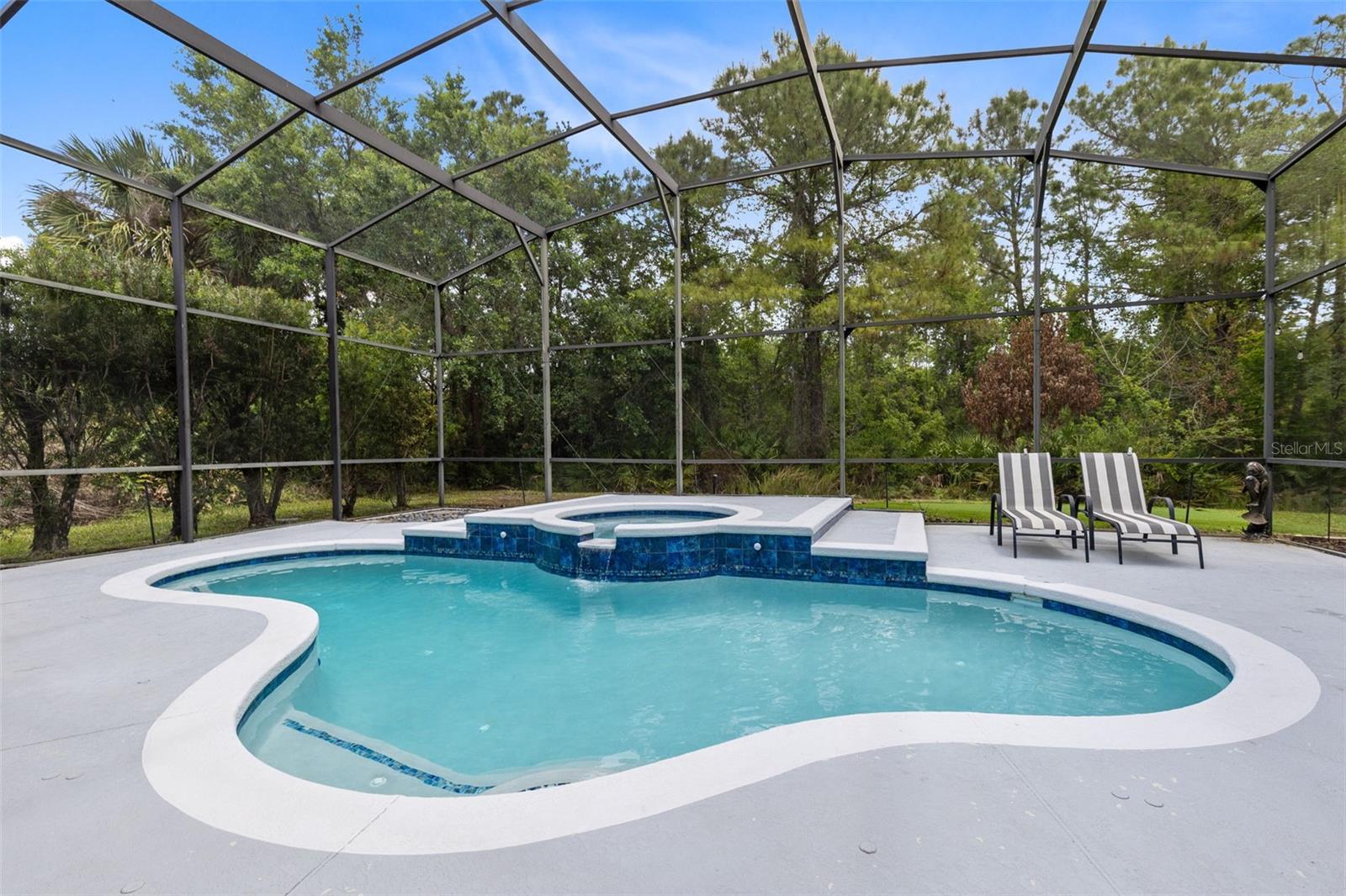 AVALON PARK - Residential