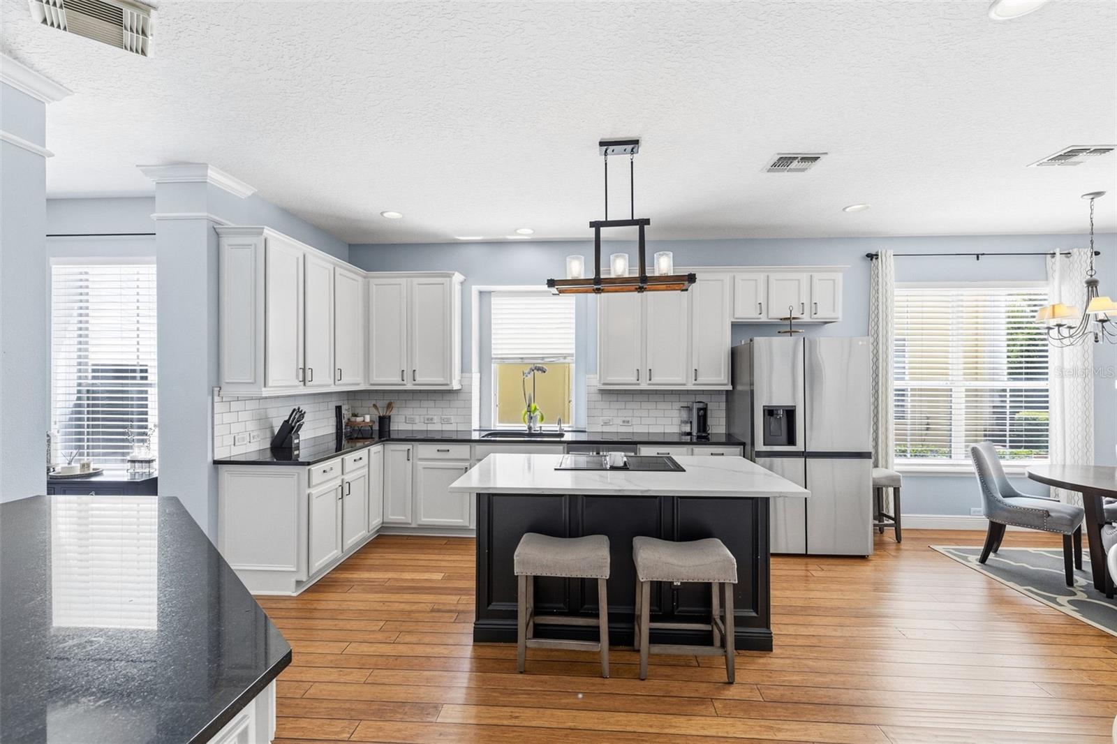 AVALON PARK - Residential