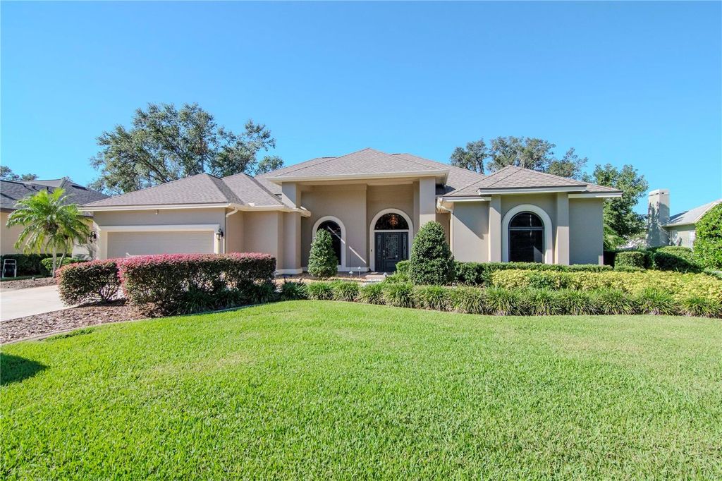 Photo of 5112 Rolling Fairway Drive, Valrico, FL 33596 (MLS # TB8323813)