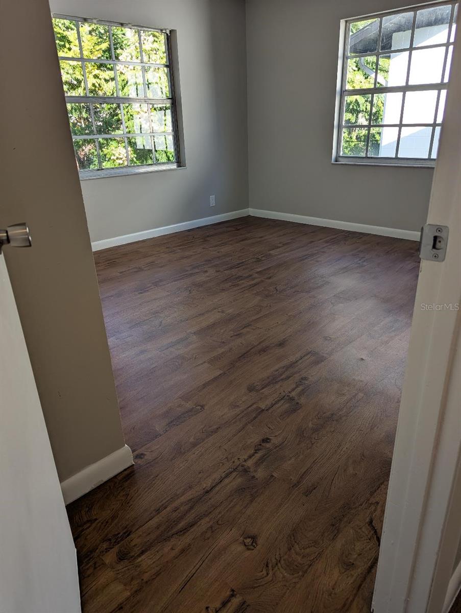 FORT KING OAKS - Residential Lease