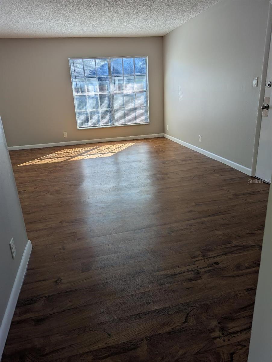 FORT KING OAKS - Residential Lease