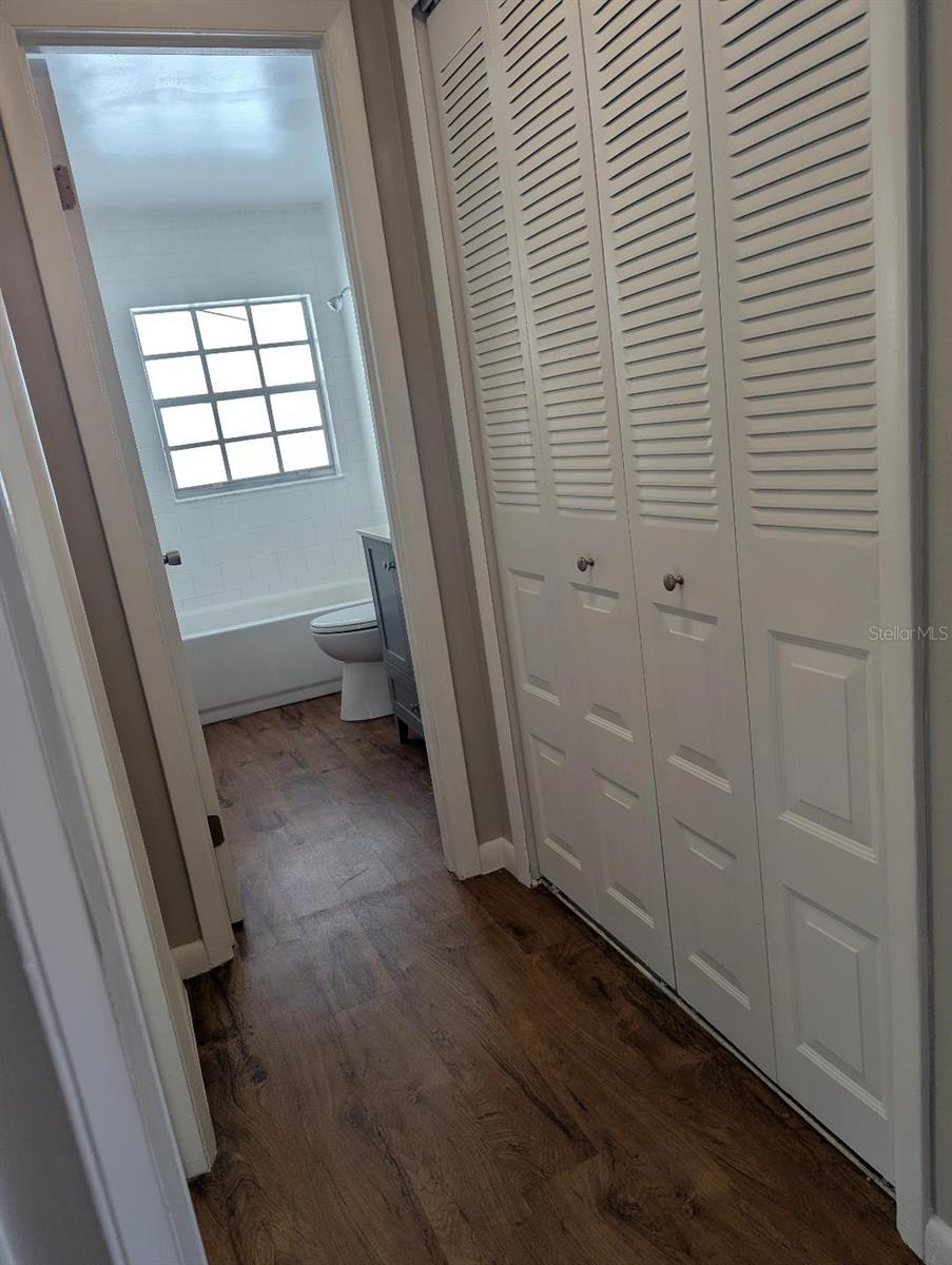 FORT KING OAKS - Residential Lease