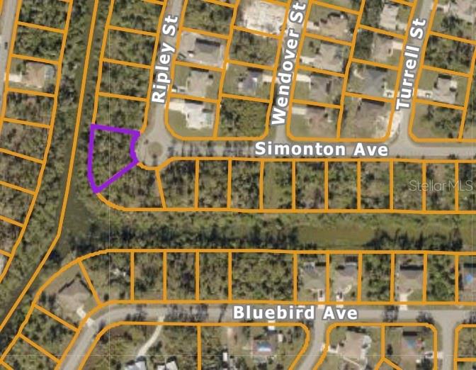 ***PRIME REAL ESTATE*** Oversized land with 172 Ft of Canal Frontage. Located on a desirable Cul-de-sac with a round-about in a peaceful neighborhood. You will not need to pay flood insurance when you build on this lot.. Also, this lot is not in a Scrub Jay zone as per Sarasota County, and there are no wetlands on this property as per FWS.