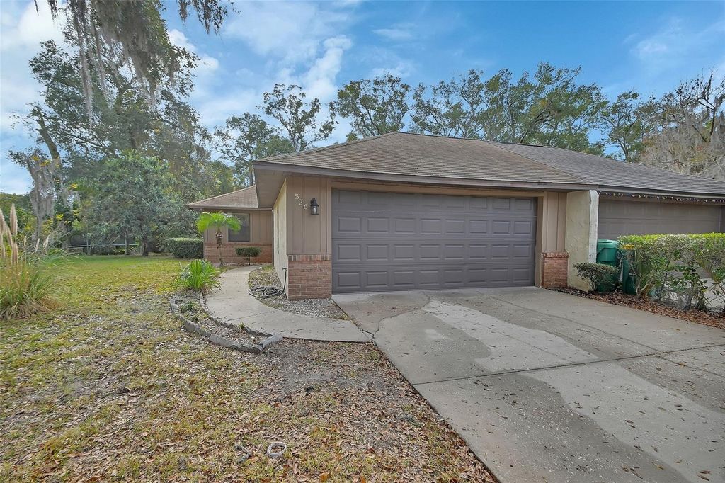 Photo of 526 Hemingway Court, Deland, FL 32720 (MLS # V4946409)
